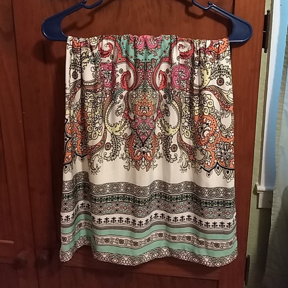 Elastic waist skirt